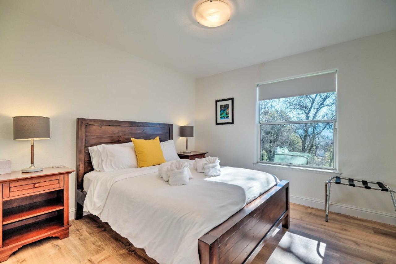 Peaceful Columbia Retreat With Hot Tub And Mtn Views! 빌라 외부 사진